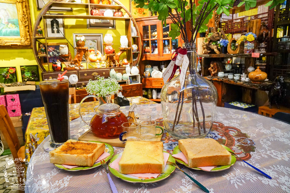 高雄[梵谷藝術咖啡廳]超隱藏版奢華咖啡廳!中式結合西式的藝術品擺設超壯觀!