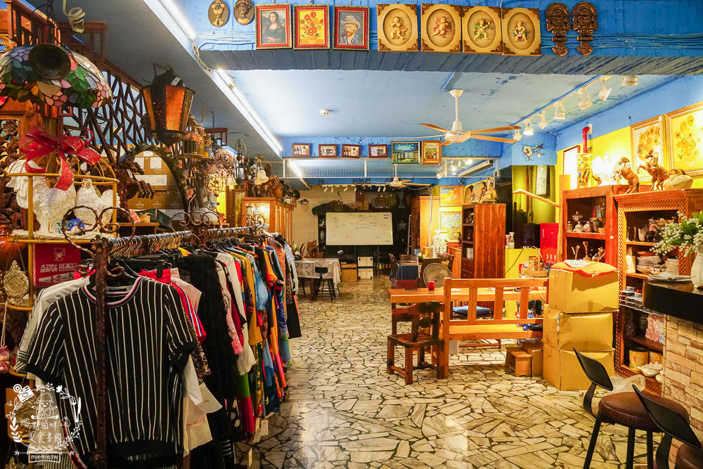 高雄[梵谷藝術咖啡廳]超隱藏版奢華咖啡廳!中式結合西式的藝術品擺設超壯觀!