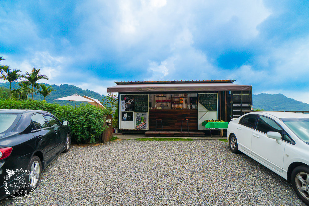 嘉義[森活琚咖啡]阿里山公路的清幽景觀咖啡廳!綠意盎然的山巒景色美不勝收!