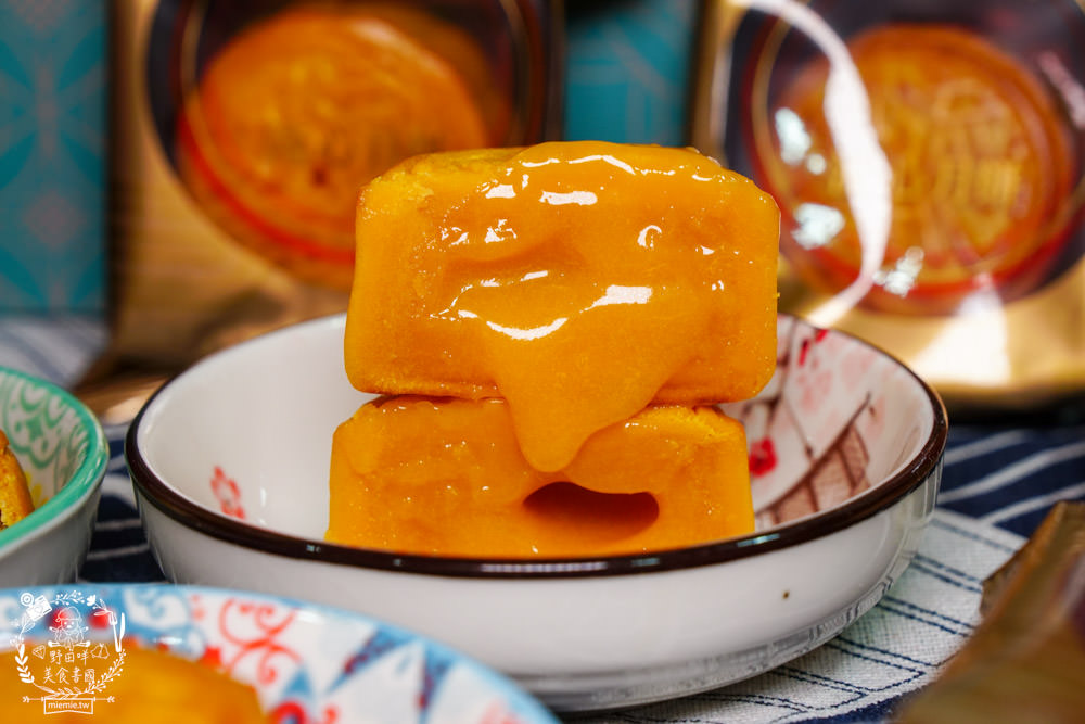 2023月餅推薦[楓茶記月餅]每年秒殺的港式手工菠蘿蛋黃酥+超爆漿的流心奶黃月餅!