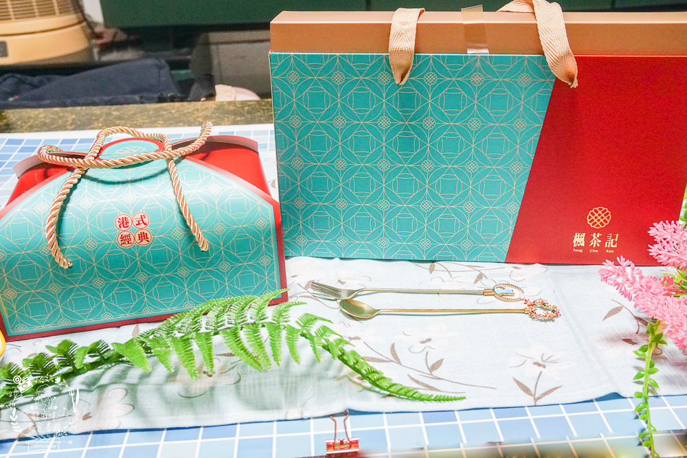 2022月餅推薦[楓茶記]新推出超濃郁洪水瀑布黑芝麻流心月餅!每年秒殺的港式手工菠蘿蛋黃酥+超爆漿的流心奶黃月餅