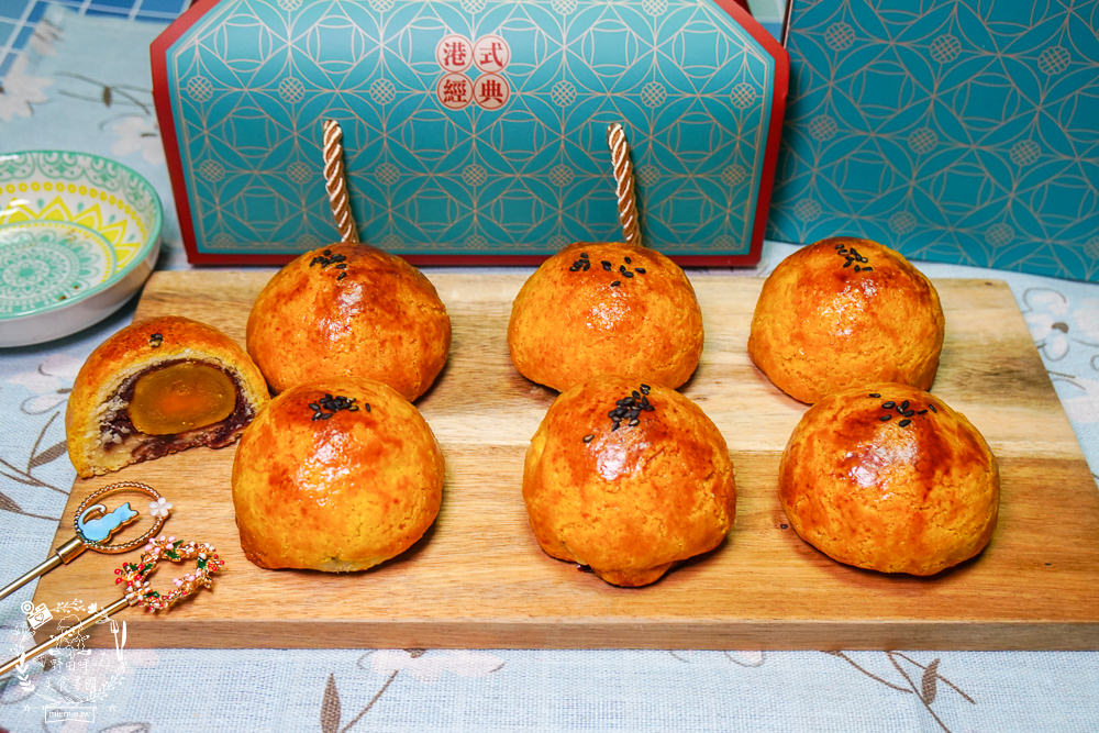 2022月餅推薦[楓茶記]新推出超濃郁洪水瀑布黑芝麻流心月餅!每年秒殺的港式手工菠蘿蛋黃酥+超爆漿的流心奶黃月餅