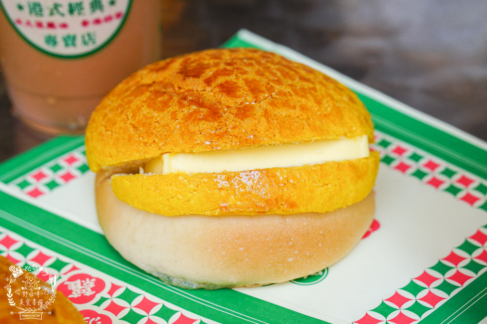 高雄[楓茶記總店冰火菠蘿油]台灣超人氣冰火菠蘿油!邪惡香濃牽絲芝心還不吃爆?