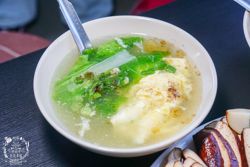 枋寮人氣小吃[榕樹下酸辣湯]30年在地饕客推薦的好滋味!人氣水餃常常提早完售!酸辣湯老饕必點!