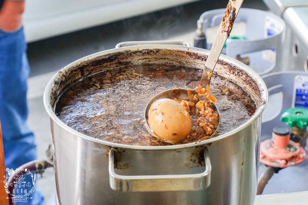 枋寮人氣小吃[榕樹下酸辣湯]30年在地饕客推薦的好滋味!人氣水餃常常提早完售!酸辣湯老饕必點!