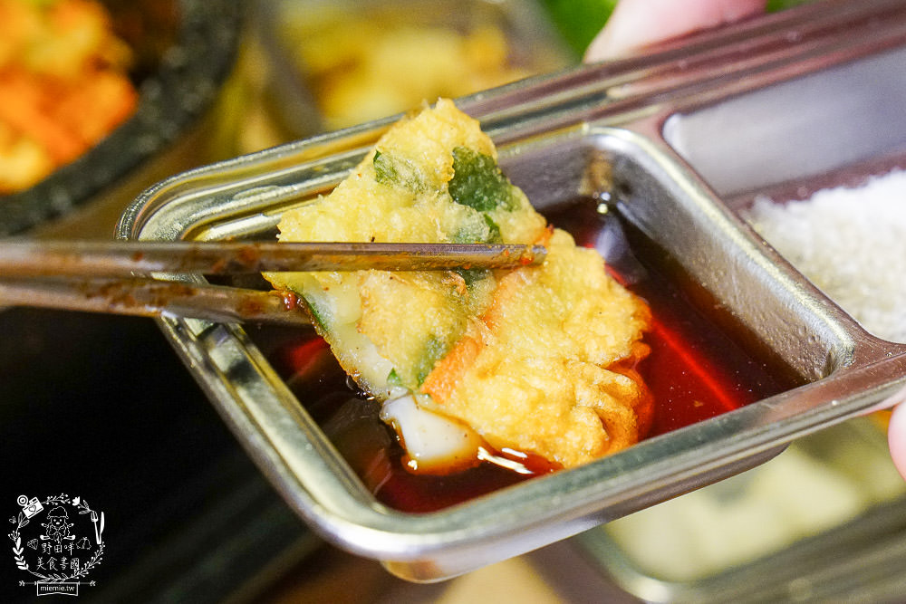 高雄[槿韓食堂韓式料理吃到飽]32種韓國料理吃到飽!怕辣的人也敢吃?!順便一起愛的迫降吧!