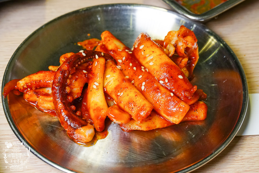 高雄[槿韓食堂韓式料理吃到飽]32種韓國料理吃到飽!怕辣的人也敢吃?!順便一起愛的迫降吧!