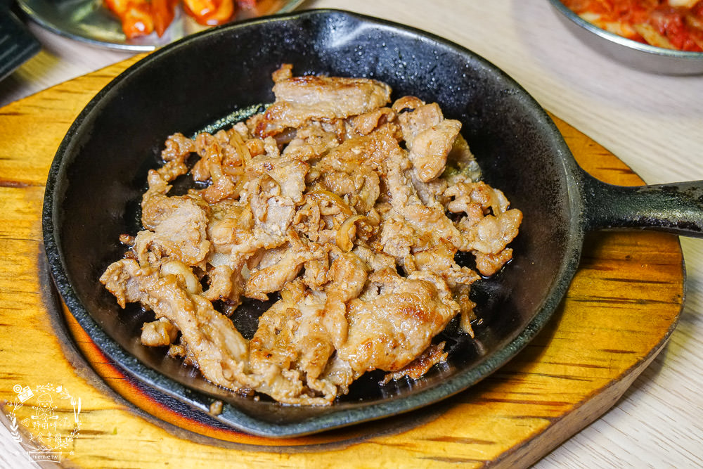 高雄[槿韓食堂韓式料理吃到飽]32種韓國料理吃到飽!怕辣的人也敢吃?!順便一起愛的迫降吧!