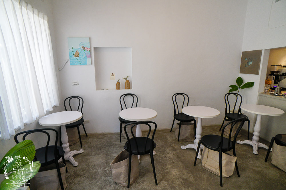鳳山隱藏版咖啡廳[樹苒小鎮咖啡甜點店]純白簡約的浪漫下午茶甜點店!漫步調享受慵懶時光