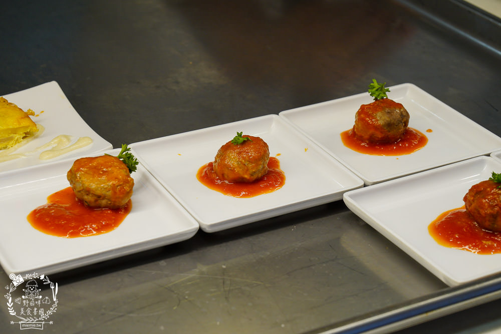 高雄郵輪2023!歌詩達郵輪莎倫娜號開箱!海上假期暢遊日本沖繩+石垣島+宮古島價錢與日期|第三、四人6900元起