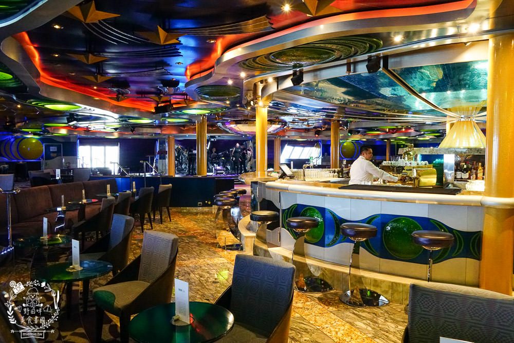 高雄郵輪2023!歌詩達郵輪莎倫娜號開箱!海上假期暢遊日本沖繩+石垣島+宮古島價錢與日期|第三、四人6900元起