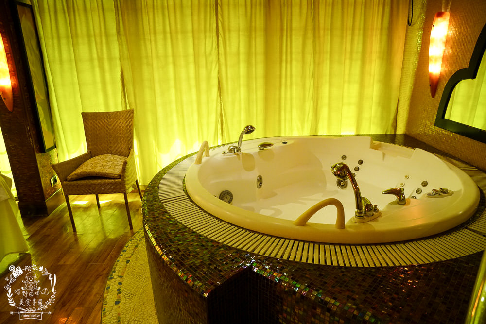 高雄郵輪2023!歌詩達郵輪莎倫娜號開箱!海上假期暢遊日本沖繩+石垣島+宮古島價錢與日期|第三、四人6900元起