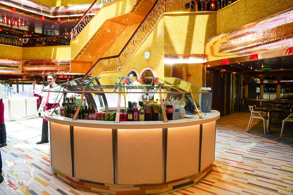 高雄郵輪2023!歌詩達郵輪莎倫娜號開箱!海上假期暢遊日本沖繩+石垣島+宮古島價錢與日期|第三、四人6900元起