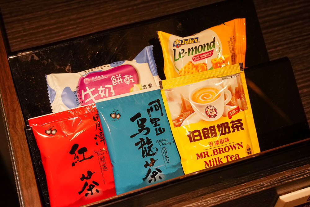 高雄鳳山歐閣精品汽車旅館|全新開幕別緻汽旅|55吋液晶電視|蒸氣放鬆設備