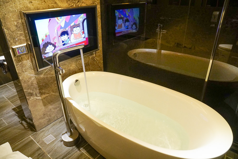 高雄鳳山歐閣精品汽車旅館|全新開幕別緻汽旅|55吋液晶電視|蒸氣放鬆設備