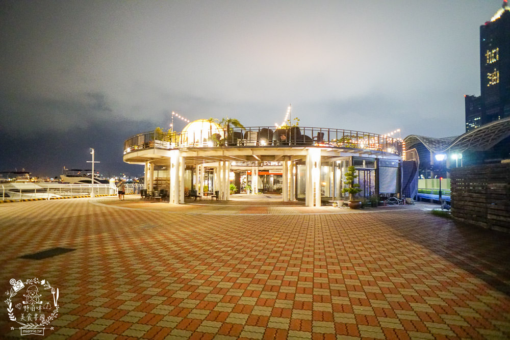 高雄[比爾比夫熟成牛排海景餐廳]22號碼頭超浪漫景觀餐廳!絢麗燈光絕美動人!