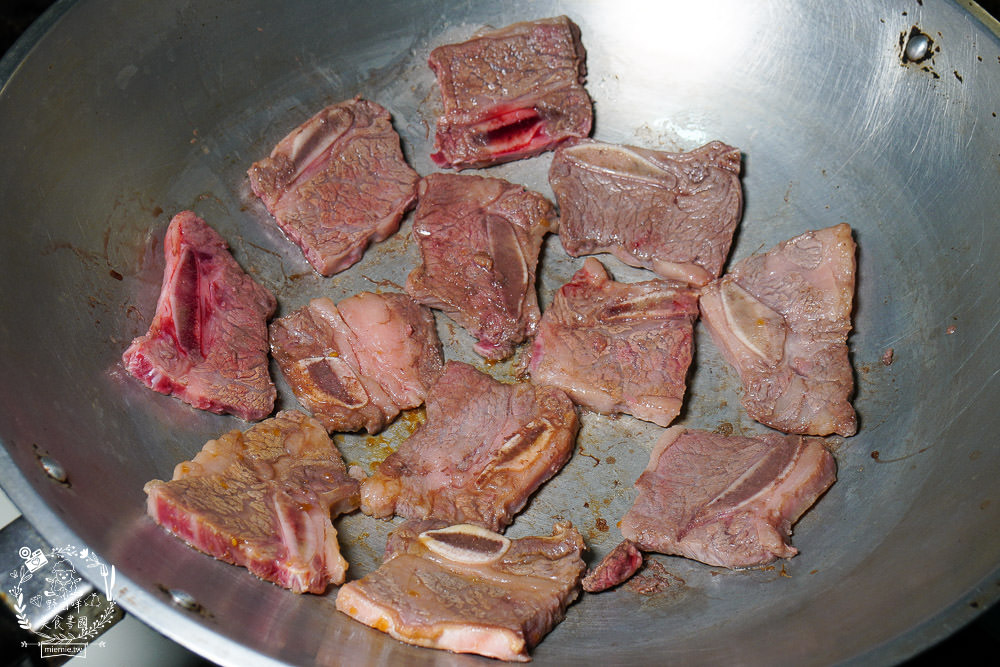 汕頭泉成沙茶火鍋(中山總店)火鍋類外帶全面5折!加價頂級帶骨牛小排升級成火烤兩吃! - 第14張圖 汕頭泉成沙茶火鍋(中山總店)火鍋類外帶全面5折!加價頂級帶骨牛小排升級成火烤兩吃!