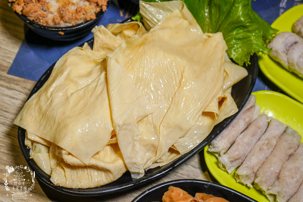 高雄汕頭泉成沙茶潮鍋(青海店)傳承一甲子的美味!推出強大壽喜肉燥飯+牛丼自助吧爽爽吃到飽 - 第76張圖 高雄汕頭泉成沙茶潮鍋(青海店)傳承一甲子的美味!推出強大壽喜肉燥飯+牛丼自助吧爽爽吃到飽