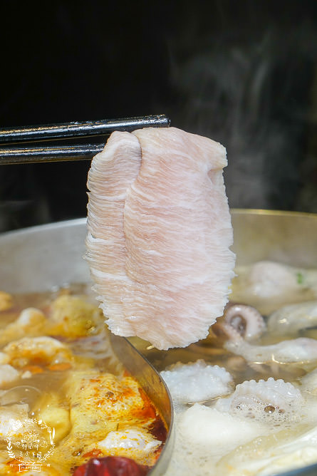 高雄汕頭泉成沙茶潮鍋(青海店)傳承一甲子的美味!推出強大壽喜肉燥飯+牛丼自助吧爽爽吃到飽 - 第46張圖 高雄汕頭泉成沙茶潮鍋(青海店)傳承一甲子的美味!推出強大壽喜肉燥飯+牛丼自助吧爽爽吃到飽
