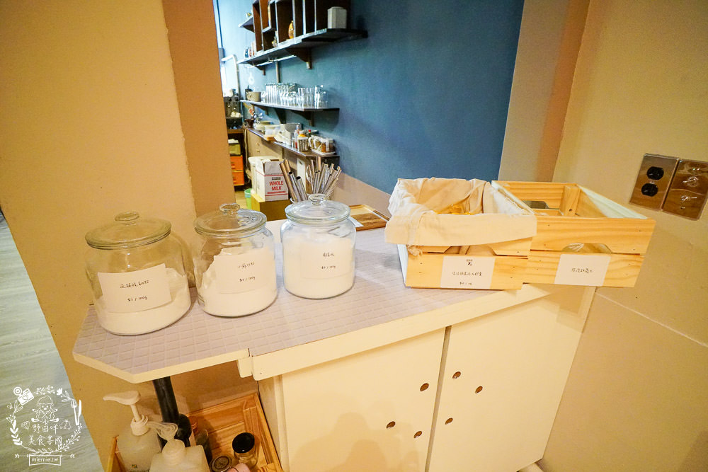 高雄[沒有包裝咖啡廳輕食料理]新崛江熱門IG打卡網美店!鬆軟司康香甜美味