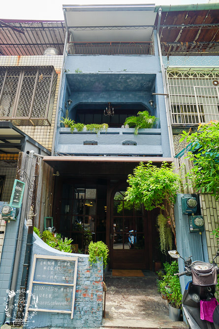 高雄[沒有包裝咖啡廳輕食料理]新崛江熱門IG打卡網美店!鬆軟司康香甜美味