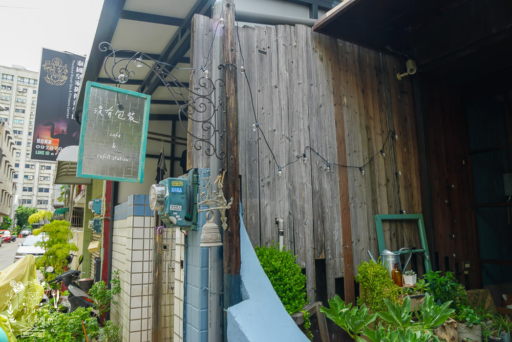 高雄[沒有包裝咖啡廳輕食料理]新崛江熱門IG打卡網美店!鬆軟司康香甜美味