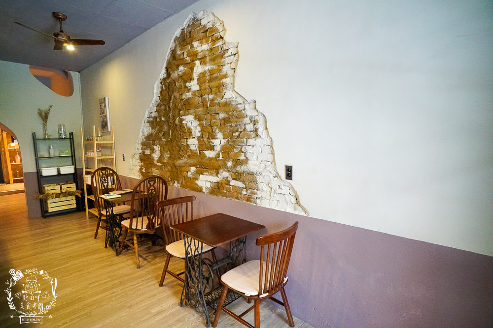 高雄[沒有包裝咖啡廳輕食料理]新崛江熱門IG打卡網美店!鬆軟司康香甜美味