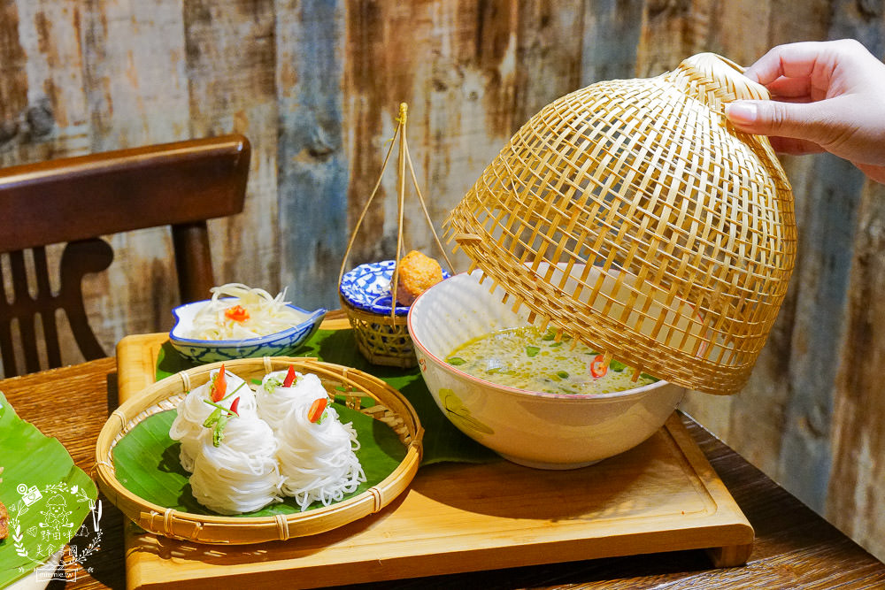 高雄網美餐廳[泰泰餐桌]一個人也可爽吃泰國料理/河堤路絕美餐廳