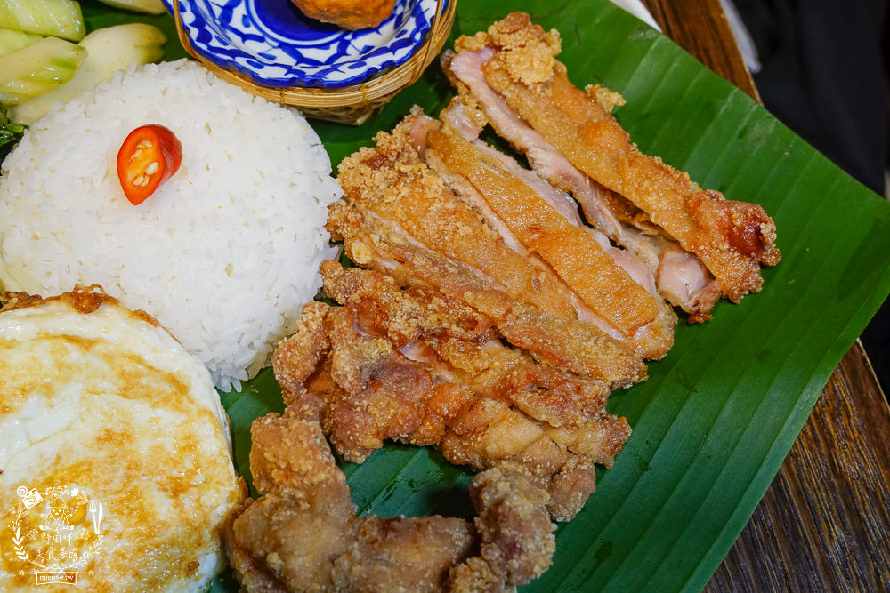高雄網美餐廳[泰泰餐桌]一個人也可爽吃泰國料理/河堤路絕美餐廳