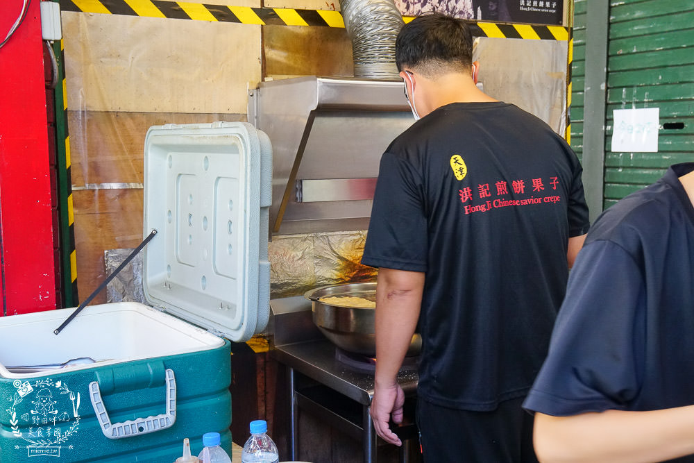 高雄[洪記煎餅果子]超人氣天津小吃!爆漿起司雙蛋必點!堪稱豐盛版的可麗餅?