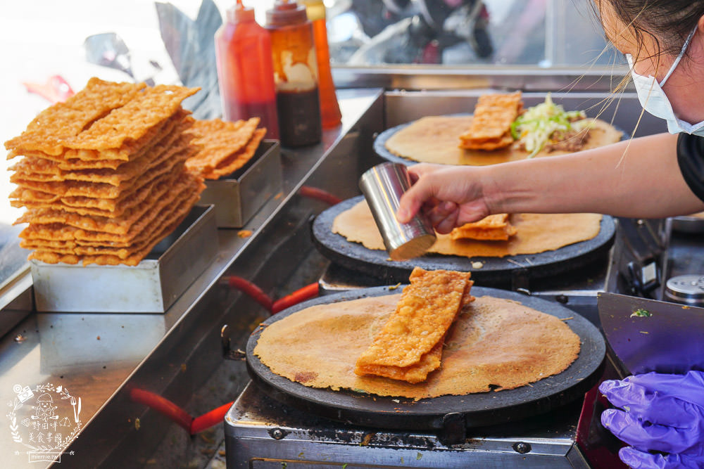 高雄[洪記煎餅果子]超人氣天津小吃!爆漿起司雙蛋必點!堪稱豐盛版的可麗餅?