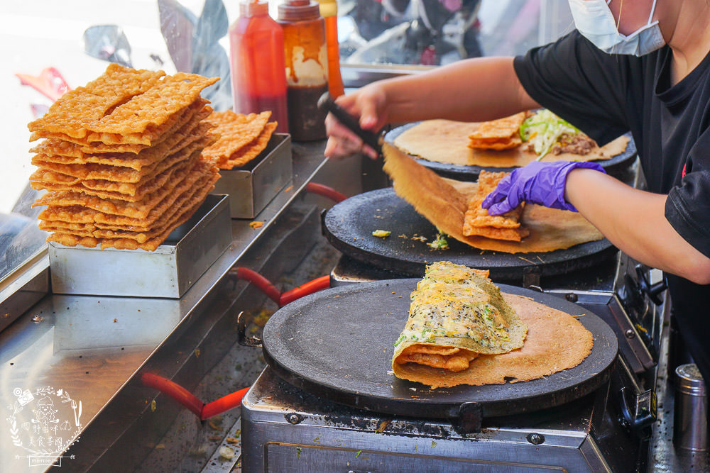 高雄[洪記煎餅果子]超人氣天津小吃!爆漿起司雙蛋必點!堪稱豐盛版的可麗餅?