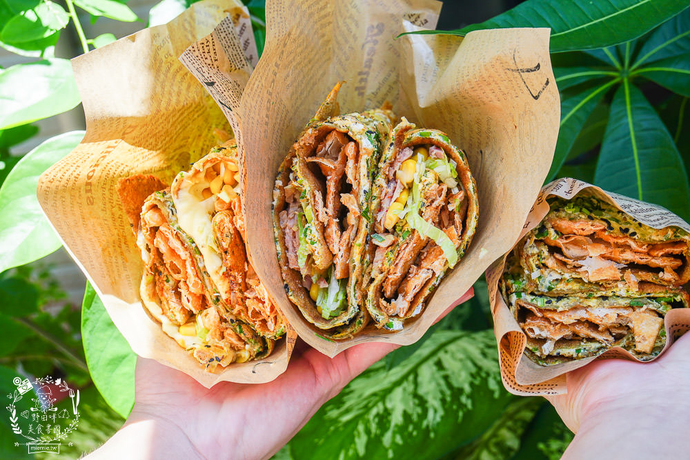 高雄[洪記煎餅果子]超人氣天津小吃!爆漿起司雙蛋必點!堪稱豐盛版的可麗餅?