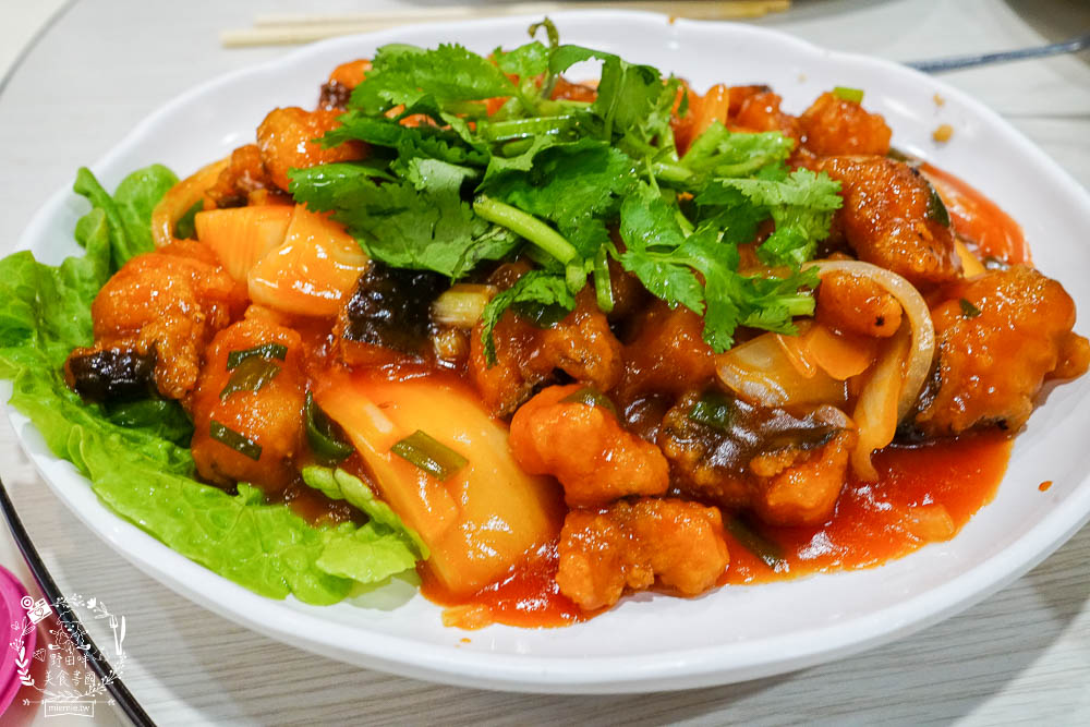 屏東[海味海鮮餐廳]後壁湖超人氣高CP值百元生魚片!合菜料理超澎湃且好停車!