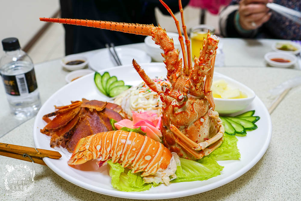 高雄[海旺澎湖海鮮]超多澎湖限定海鮮!無菜單海鮮料理讓人驚艷!超獨特冰花菜震撼味蕾!