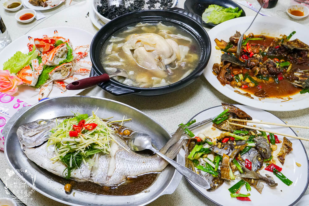 高雄[海旺澎湖海鮮]超多澎湖限定海鮮!無菜單海鮮料理讓人驚艷!超獨特冰花菜震撼味蕾!