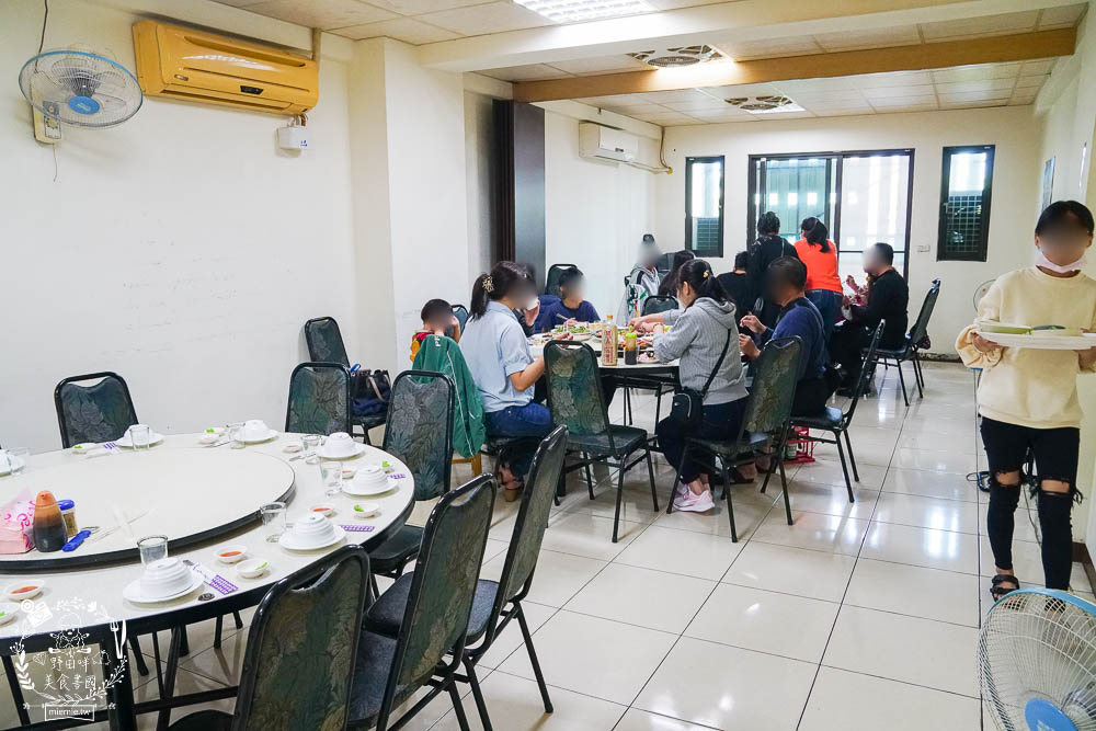 高雄[海旺澎湖海鮮]超多澎湖限定海鮮!無菜單海鮮料理讓人驚艷!超獨特冰花菜震撼味蕾!