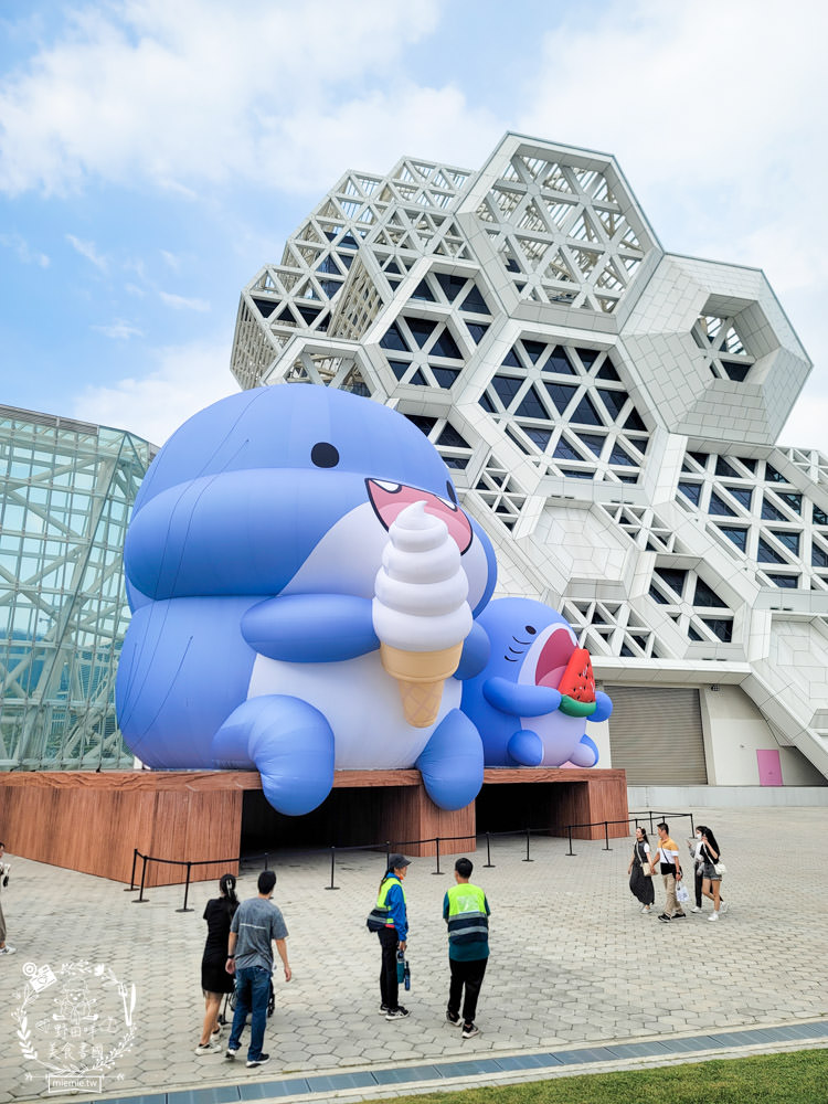 海灘派對•高雄聯萌|貓貓蟲咖波+胖鯊魚鯊西米+蜜柑站長超人氣IP出現高雄流行音樂中心!