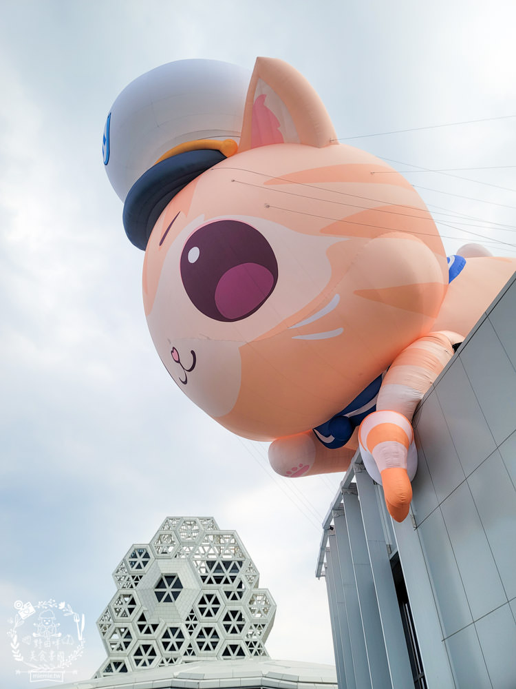 海灘派對•高雄聯萌|貓貓蟲咖波+胖鯊魚鯊西米+蜜柑站長超人氣IP出現高雄流行音樂中心!