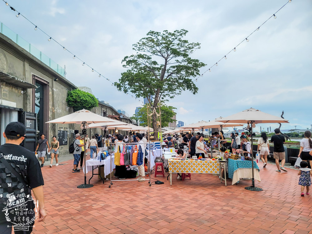 海灘派對•高雄聯萌|貓貓蟲咖波+胖鯊魚鯊西米+蜜柑站長超人氣IP出現高雄流行音樂中心!