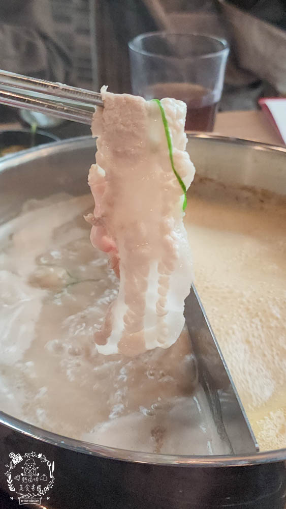 涮乃葉火鍋吃到飽|最低440元就能品嚐到彭湃自助吧!安格斯牛肉銷魂推薦!