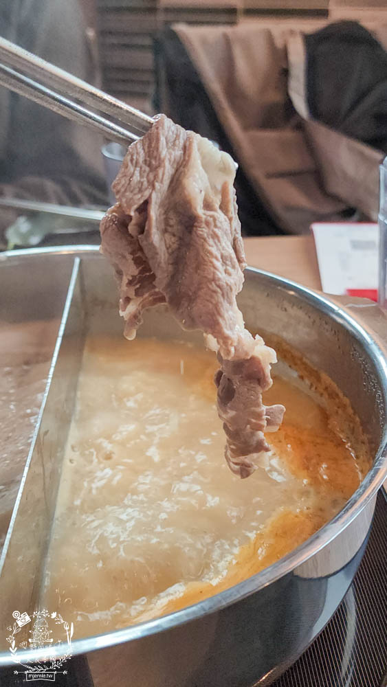 涮乃葉火鍋吃到飽|最低440元就能品嚐到彭湃自助吧!安格斯牛肉銷魂推薦!