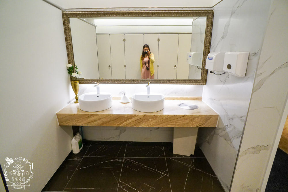 台南婚宴會場[涵花庭會館]超夢幻純白的歐風會館!婚禮場所或節慶活動包場超合適!