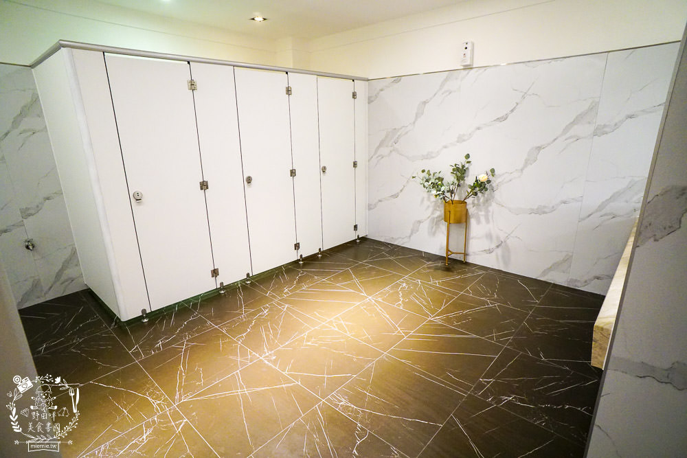 台南婚宴會場[涵花庭會館]超夢幻純白的歐風會館!婚禮場所或節慶活動包場超合適!