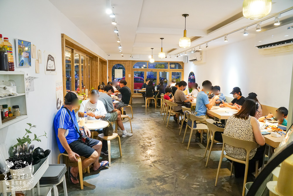 高雄[淘來。淘呷 Taolai]鹽埕區超人氣日系文青風網美宵夜店!霸氣最強最推海鮮鍋燒熱門必點!