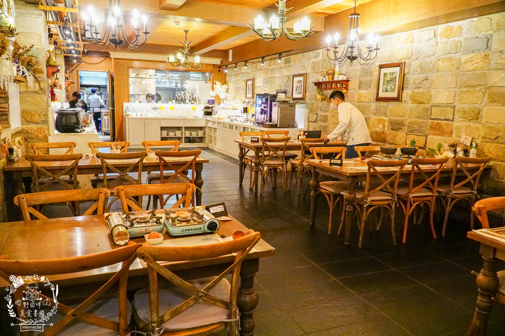 清境佛羅倫斯渡假山莊一泊二食的精緻排餐與自助吧吃到飽!澎湃的自助吧飽到天靈蓋!