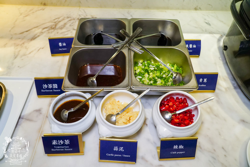 清境佛羅倫斯渡假山莊一泊二食的精緻排餐與自助吧吃到飽!澎湃的自助吧飽到天靈蓋!