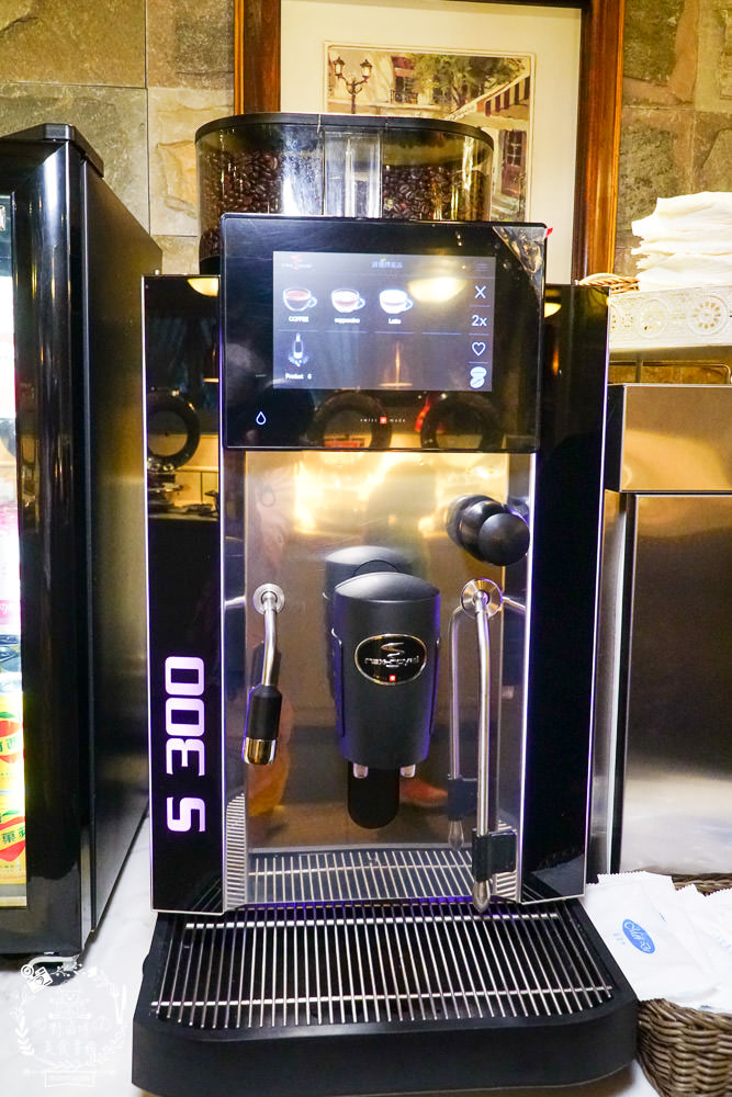 清境佛羅倫斯渡假山莊一泊二食的精緻排餐與自助吧吃到飽!澎湃的自助吧飽到天靈蓋!