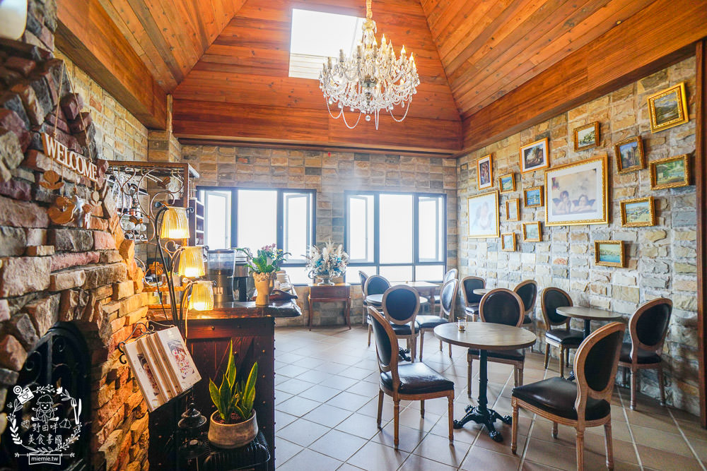 清境佛羅倫斯渡假山莊海拔1755公尺的山巒景觀住宿!一泊二食的精緻排餐與自助吧吃到飽! - 第11張圖 清境佛羅倫斯渡假山莊海拔1755公尺的山巒景觀住宿!一泊二食的精緻排餐與自助吧吃到飽!