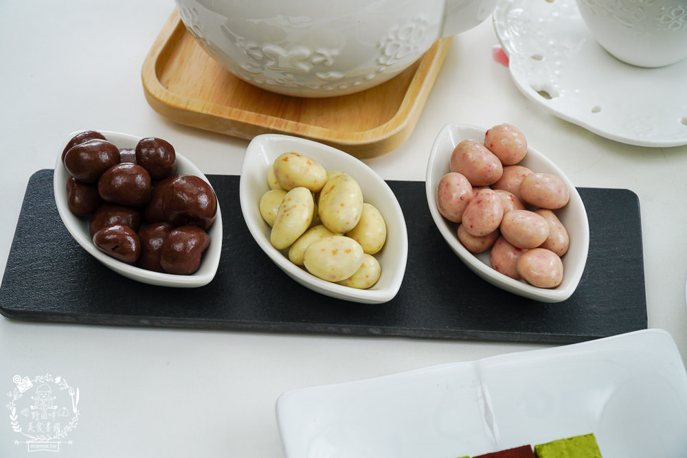 清境佛羅倫斯渡假山莊海拔1755公尺的山巒景觀住宿!一泊二食的精緻排餐與自助吧吃到飽! - 第46張圖 清境佛羅倫斯渡假山莊海拔1755公尺的山巒景觀住宿!一泊二食的精緻排餐與自助吧吃到飽!